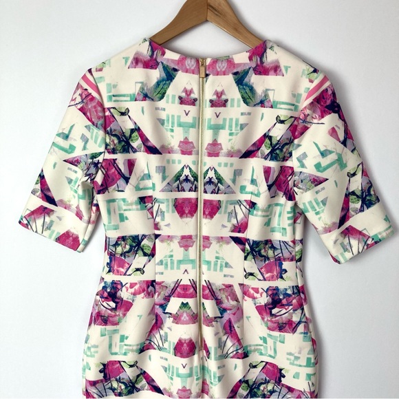 Vince Camuto Floral Abstract Knit Dress - Picture 7 of 11